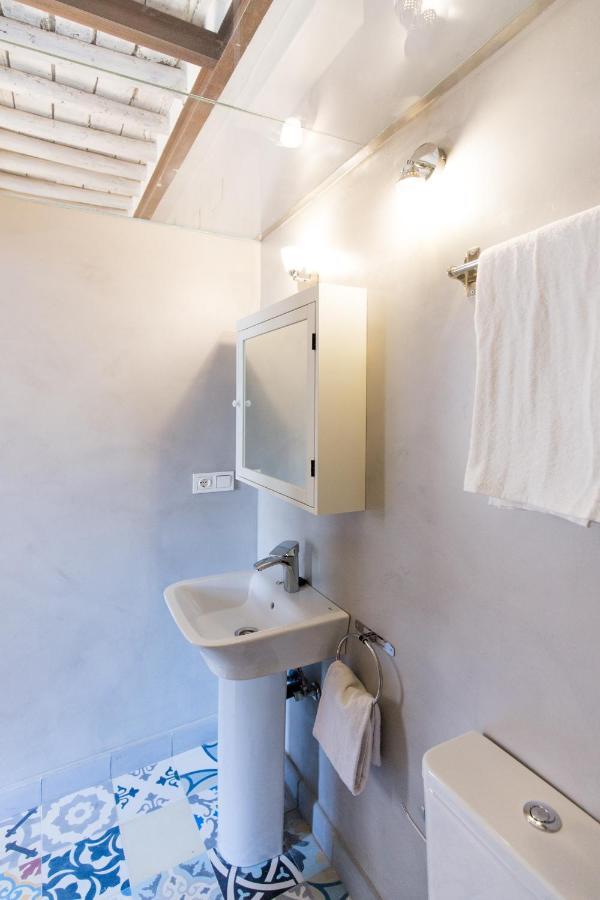 Los Lobos Suites Apartamentos Гранада Екстериор снимка